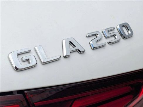 New 2026 Mercedes-Benz GLA 250 image 6