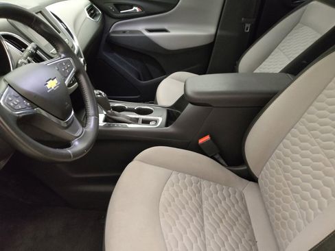 Used 2020 Chevrolet Equinox LT AWD/4WD image 17