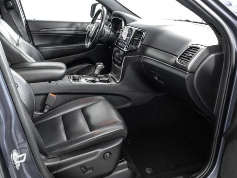 Used 2021 Jeep Grand Cherokee Limited AWD/4WD image 44