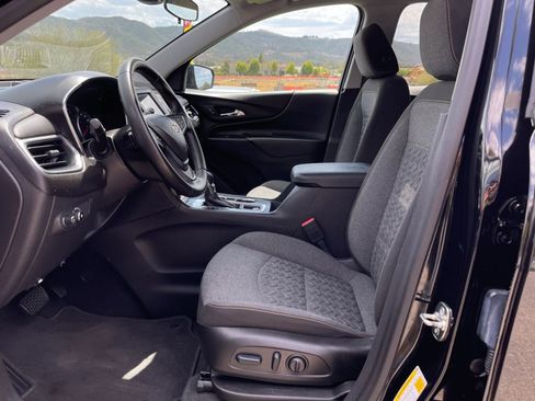 Used 2024 Chevrolet Equinox LT FWD image 15