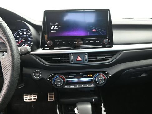Used 2023 Kia Forte GT w/ GT2 Package FWD image 12