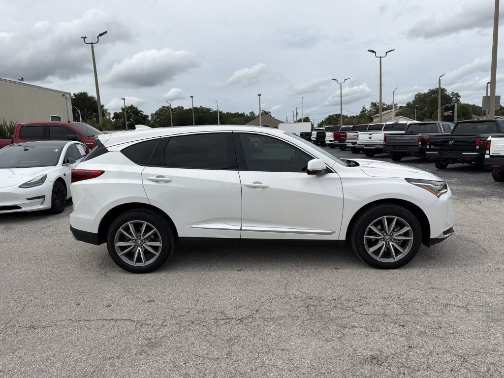 Used 2024 Acura RDX w/ Technology Package AWD/4WD image 3