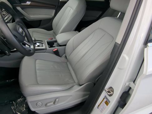 Used 2023 Audi Q5 2.0T Premium Plus w/ Premium Plus Package AWD/4WD image 20