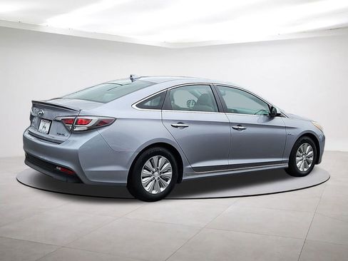 Used 2016 Hyundai Sonata SE image 7