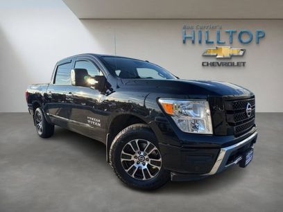 Used 2021 Nissan Titan SV w/ SV Convenience Package
