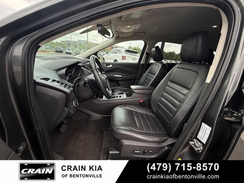 Used 2019 Ford Escape Titanium AWD/4WD image 21