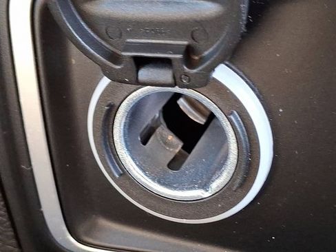 Used 2021 Jeep Wrangler Unlimited Sport S image 24