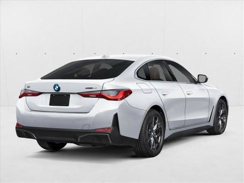 New 2026 BMW i4 eDrive40 w/ Premium Package RWD image 2