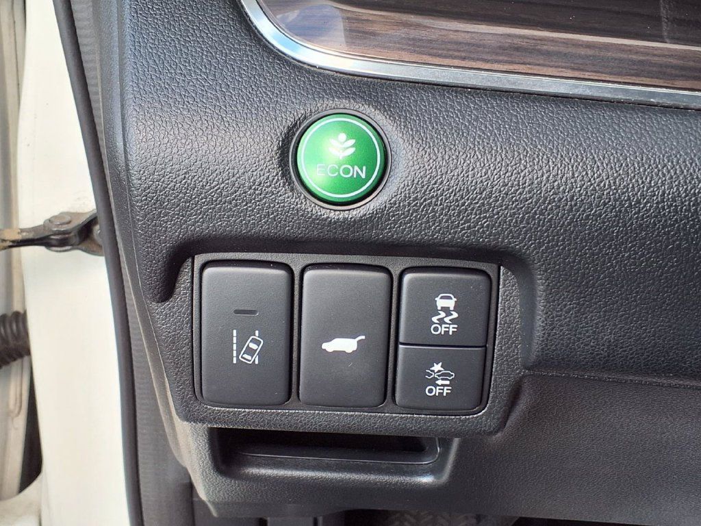 Used 2016 Honda CR-V Touring image 30