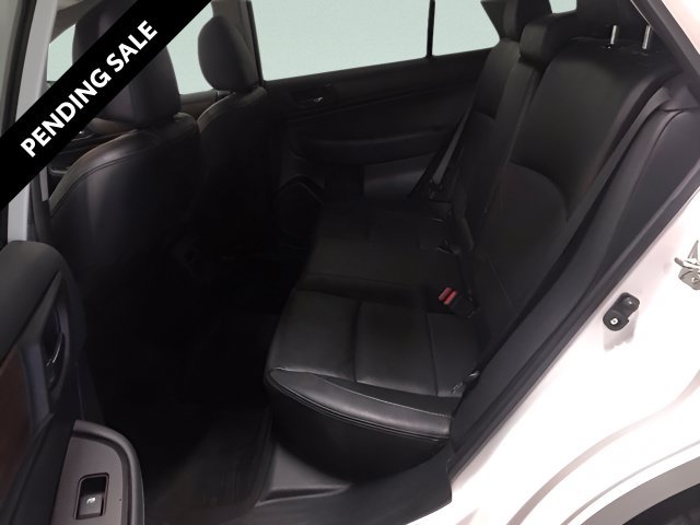 Used 2016 Subaru Outback 2.5i Limited AWD/4WD image 8