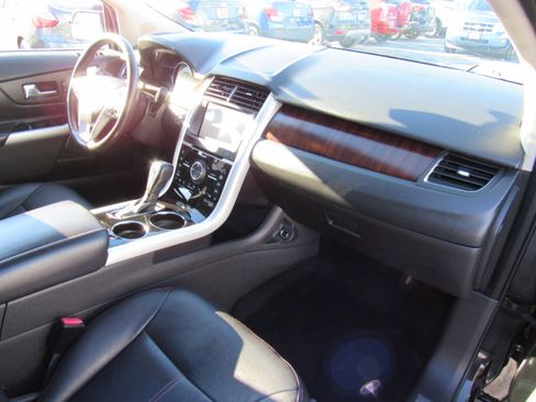 Used 2011 Ford Edge Limited w/ 301A Rapid Spec Order Code image 18