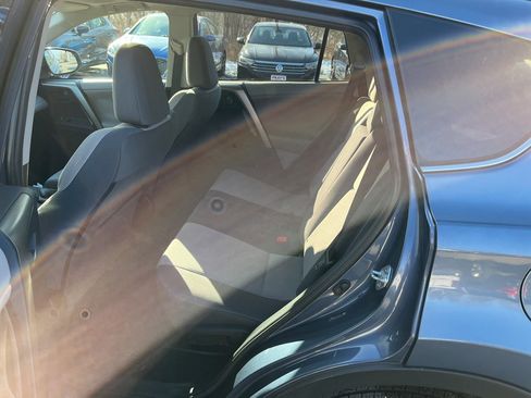 Used 2013 Toyota RAV4 XLE image 6