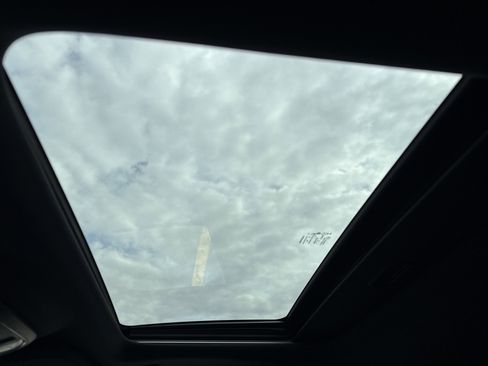 Certified 2022 Jeep Grand Cherokee Laredo X image 15