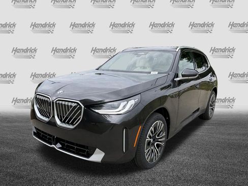 Used 2026 BMW X3 xDrive30i w/ Premium Package AWD/4WD image 5