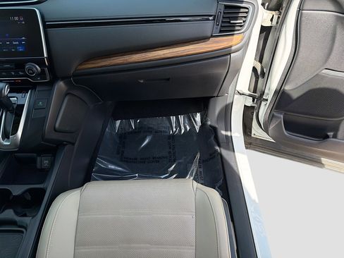 Used 2019 Honda CR-V Touring image 18