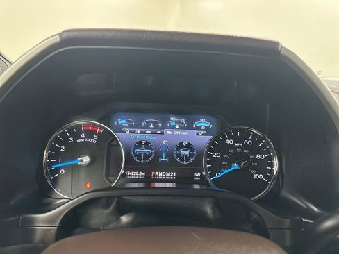 Used 2017 Ford F350 King Ranch w/ King Ranch Ultimate Package AWD/4WD image 41