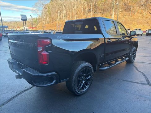 Used 2024 Chevrolet Silverado 1500 LT Trail Boss w/ LT Trail Boss Premium Package image 4