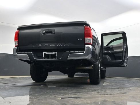 Used 2016 Toyota Tacoma SR5 w/ SR5 Appearance Package (SN) image 36