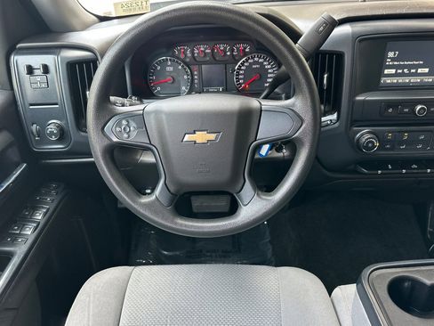 Certified 2018 Chevrolet Silverado 1500 Custom w/ Custom Value Package image 16