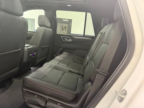 Used 2023 Chevrolet Tahoe RST w/ Luxury Package AWD/4WD image 32