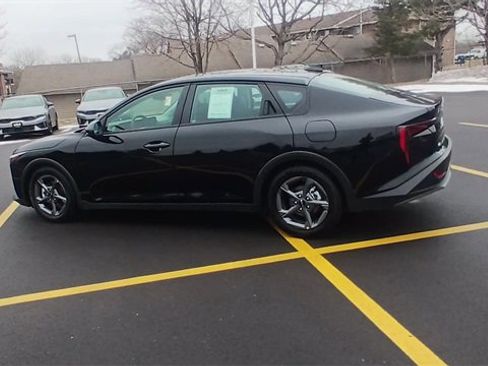 Certified 2025 Kia K4 LXS image 8