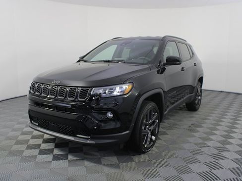 New 2026 Jeep Compass Limited w/ Limited Altitude Pack image 20