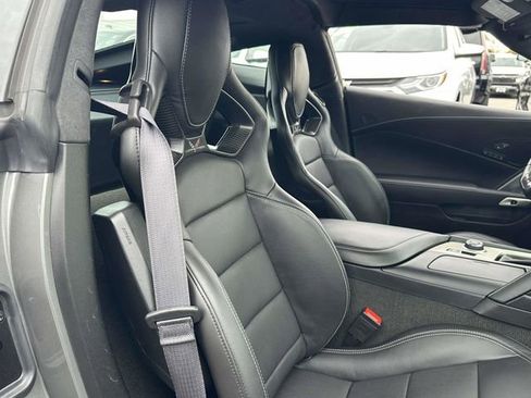 Used 2016 Chevrolet Corvette Z06 w/ 3LZ Preferred Equipment Group image 25