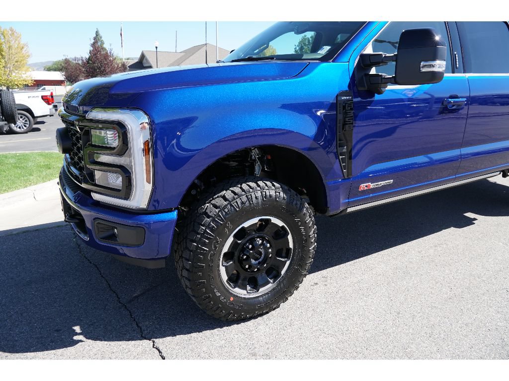 New 2026 Ford F350 Lariat w/ Tremor Off-Road Package AWD/4WD image 5
