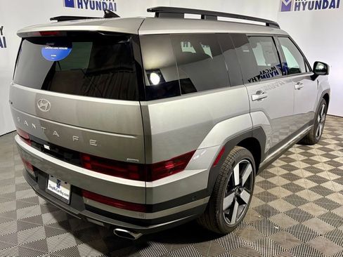 Used 2024 Hyundai Santa Fe Limited image 17