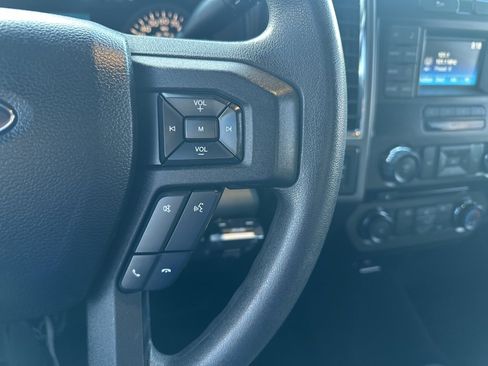 Used 2015 Ford F150 XLT image 10