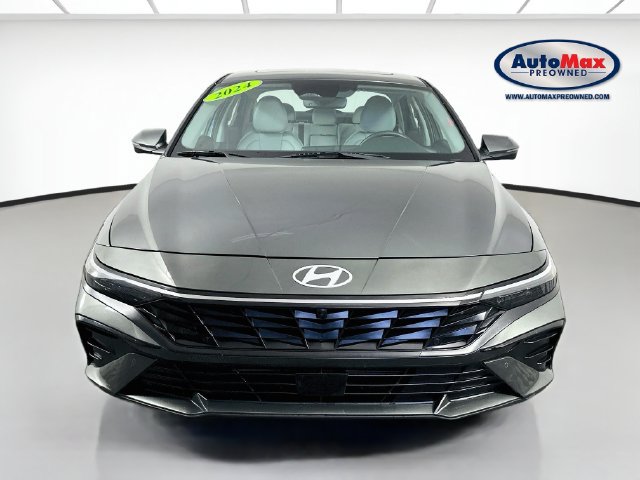 Used 2024 Hyundai Elantra Limited FWD image 7