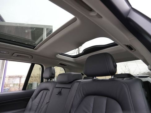 Used 2020 BMW X7 xDrive40i w/ Premium Package image 30