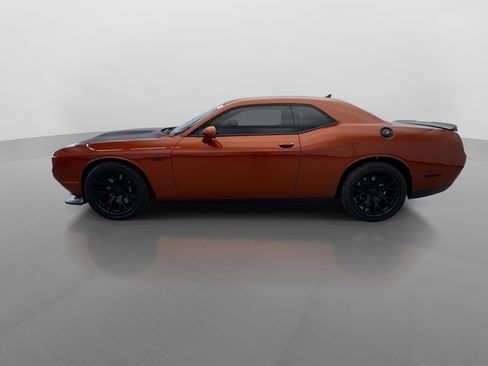 Used 2020 Dodge Challenger R/T Scat Pack w/ T/A Package RWD image 2