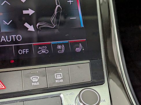 Used 2023 Audi Q8 Premium Plus w/ Premium Plus Package image 25