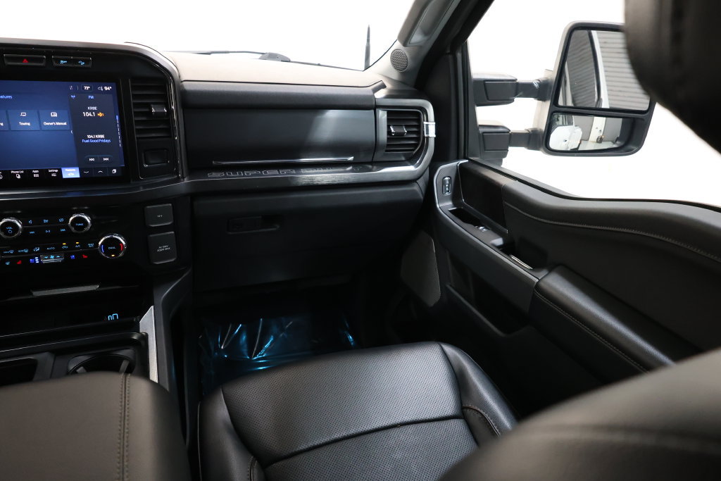 Used 2023 Ford F350 Lariat w/ FX4 Off-Road Package AWD/4WD image 87
