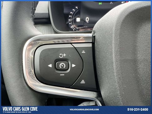 Used 2026 Volvo XC40 B5 Plus w/ Protection Package Premier image 22