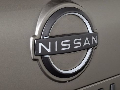 Used 2026 Nissan Rogue Platinum w/ Platinum Premium Package AWD/4WD image 31