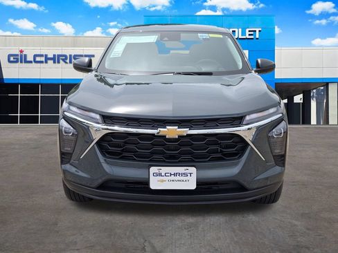 New 2026 Chevrolet Trax LS w/ Driver Confidence Package FWD image 2