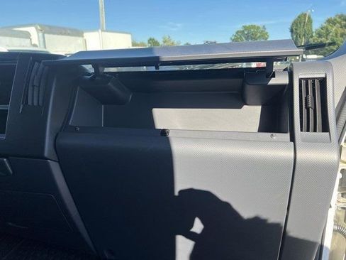 Used 2024 Chevrolet Low Cab Forward image 38