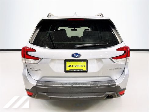 Certified 2022 Subaru Forester Premium image 6