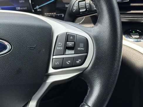 Used 2021 Ford Explorer XLT AWD/4WD image 22