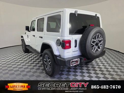 New 2026 Jeep Wrangler Unlimited Sahara AWD/4WD image 5