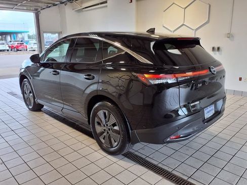 Used 2025 Nissan Murano SL AWD/4WD image 3