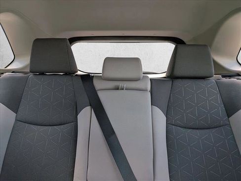 Used 2024 Toyota RAV4 XLE AWD/4WD image 17