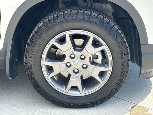 Certified 2024 Honda Passport TrailSport image 9