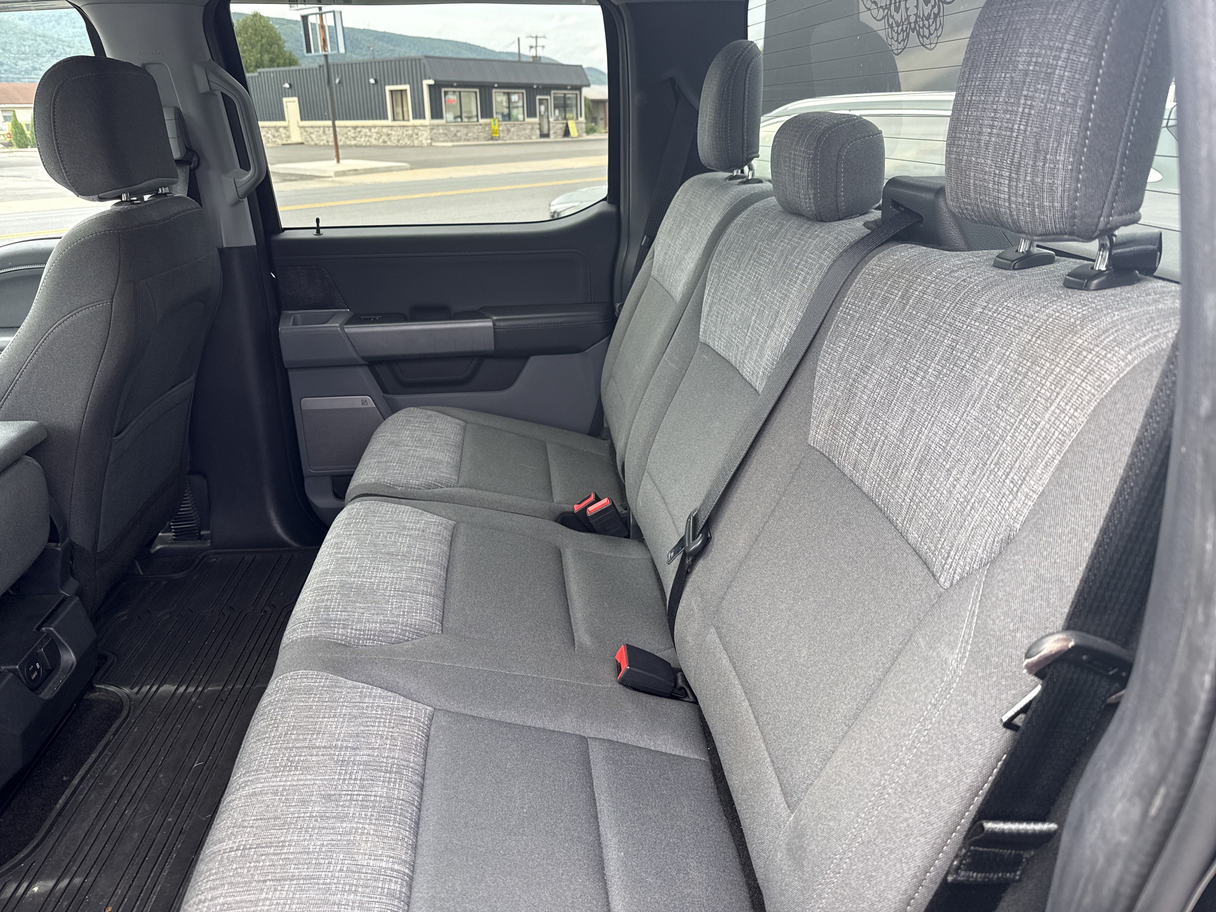 Used 2021 Ford F150 XLT w/ Equipment Group 302A High AWD/4WD image 13