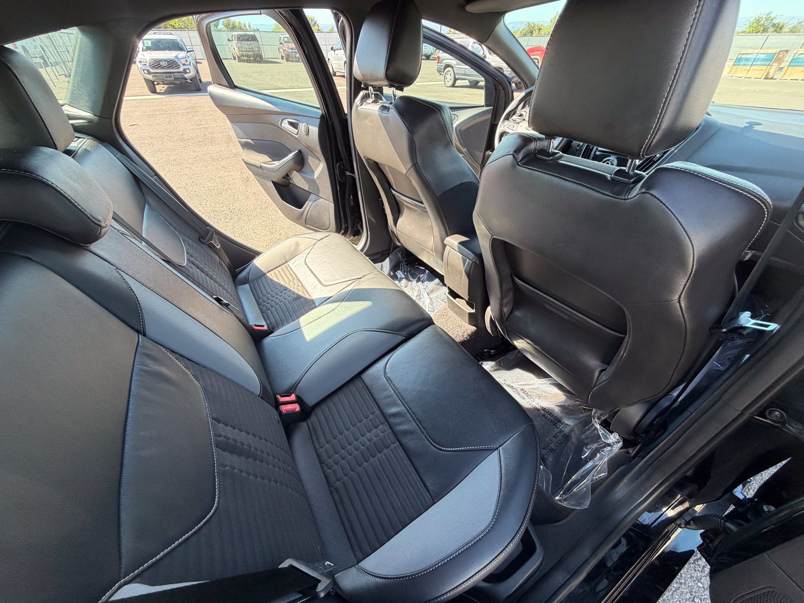 Used 2016 Ford Focus ST w/ Equipment Group 401A FWD image 35