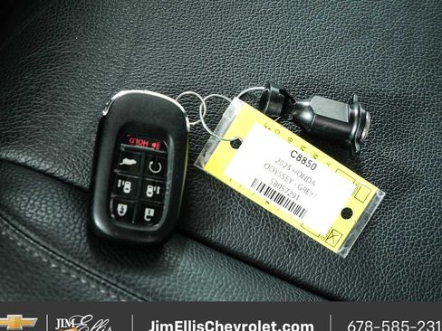 Used 2025 Honda Odyssey EX-L image 40