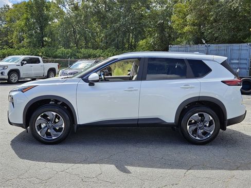 New 2026 Nissan Rogue SV w/ SV Premium Package image 2