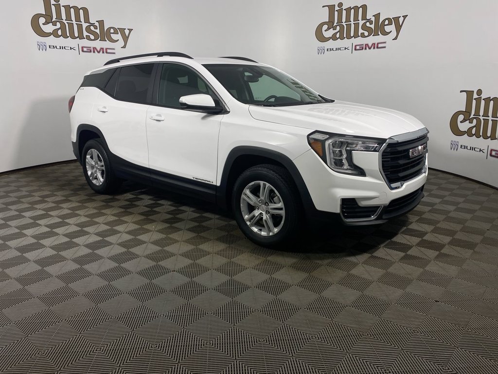 Certified 2024 GMC Terrain SLE w/ Driver Convenience Package AWD/4WD image 1